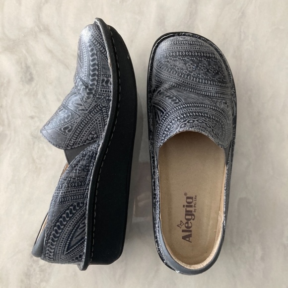 Alegria Nursing clog - Picture 2 of 12